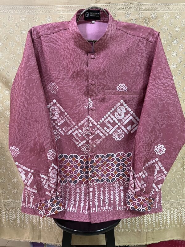 เสื้อบาติกแขนยาวผู้ชาย